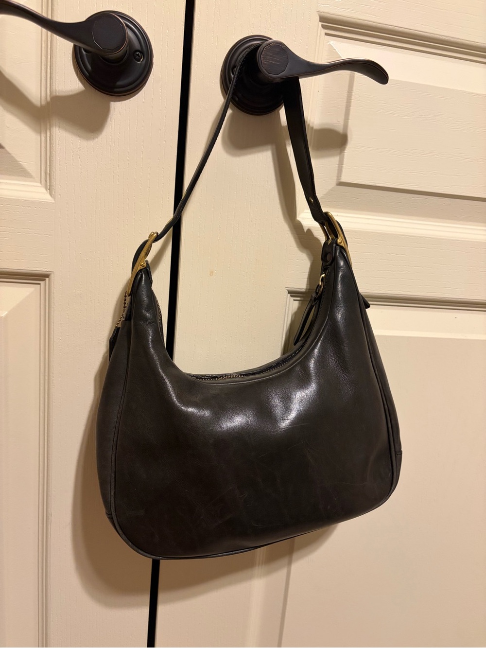 Vintage 2002 Coach Zoe Legacy West hobo bag